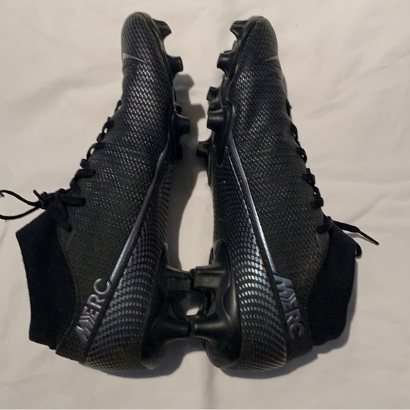 Nike mercurial superfly cleats - Picture 2 of 4